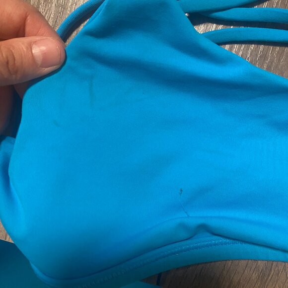 Lululemon sports bra - Picture 2 of 3